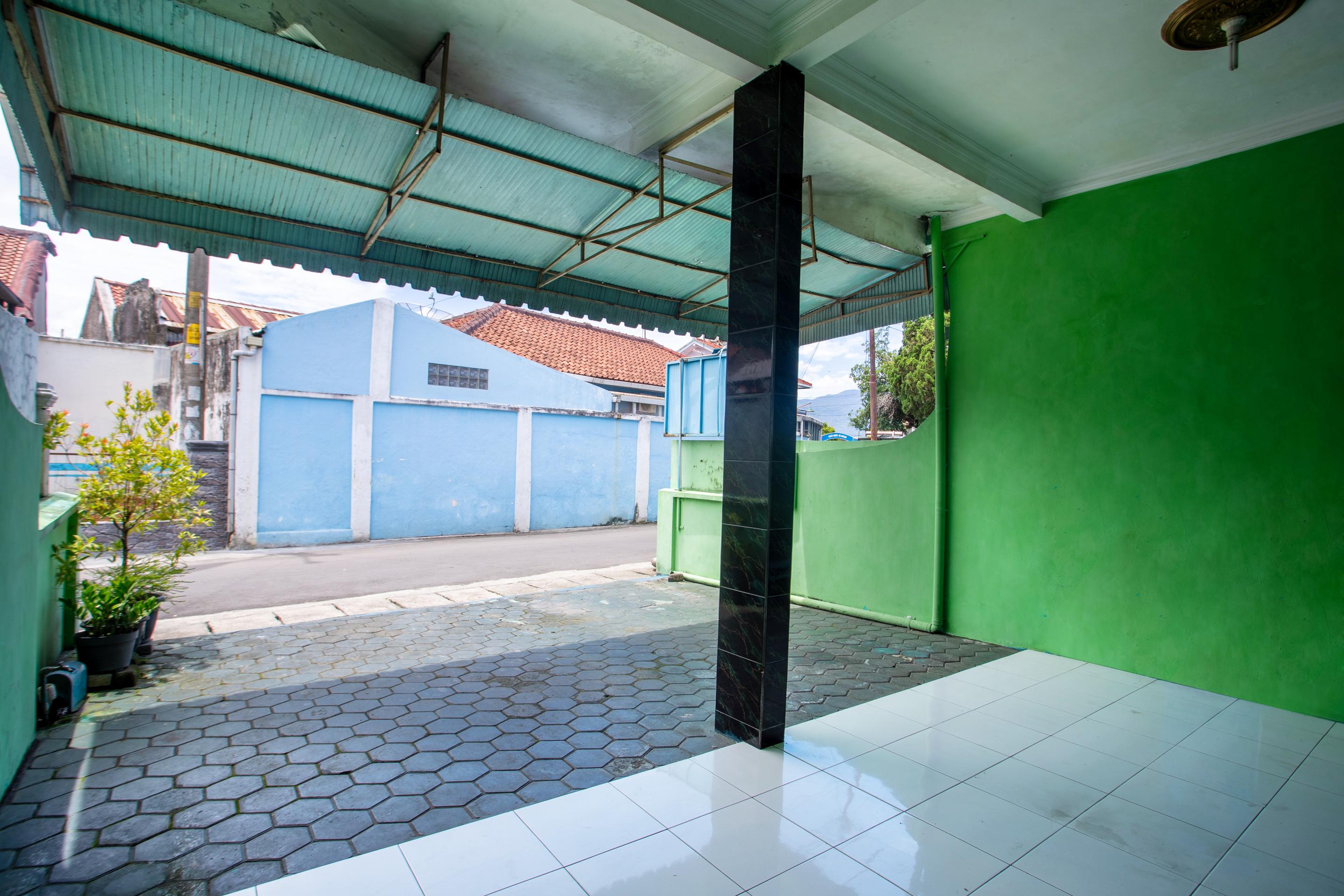 Spot On 2871 Hotel Budi Purwokerto Luaran gambar